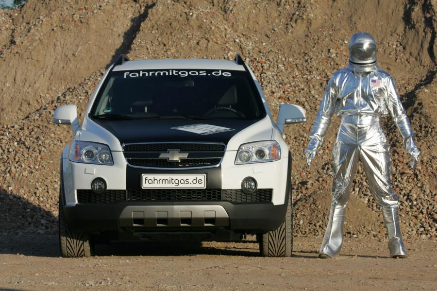  Chevrolet Captiva Moonlander Limited Edition 2009 года  (фото 26 из 27)